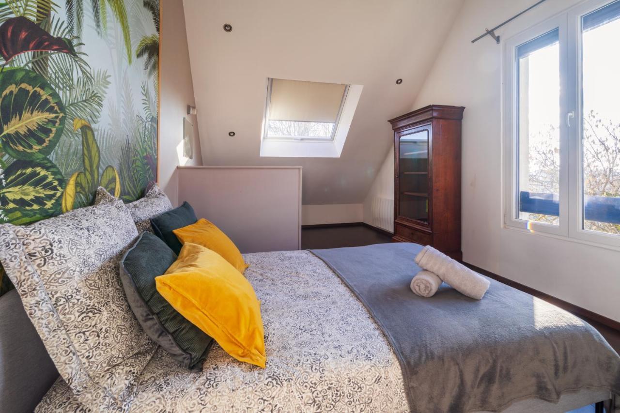 Villa Avec Vue Panoramique Charleville-Mézières エクステリア 写真